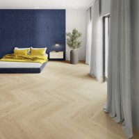 Vorschau: JOKA%20Design%20555%20Wooden%20Styles%20Herringbone%20Klebe%20Oak%20blond%20%206704%20Raumbild%20Room%20up.jpg