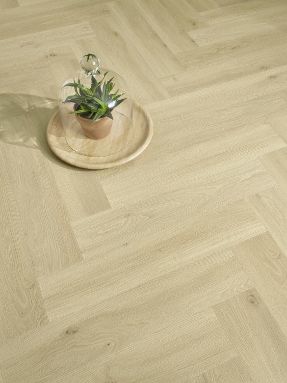 JOKA%20%20Design%20555%20Wooden%20Styles%20Herringbone%20Klebe%20Oak%20blond%20%206704%20Perspektive%20Room%20up.jpg