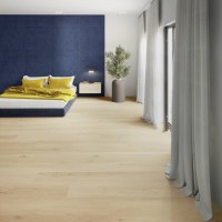 Vorschau: JOKA%20Design%20555%20Wooden%20Styles%20Click%20Oak%20blond%20704X%20raumbild%20Room%20up.jpg